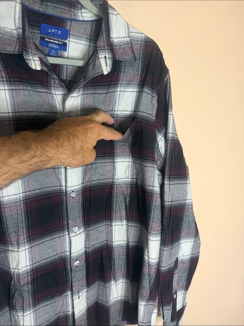 Apt. 9 Men's Black, White & Burgundy Plaid Button-Down Shirt